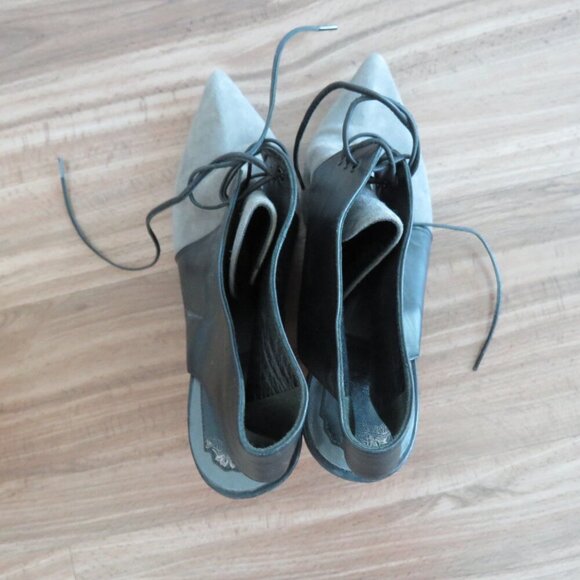 VINTAGE CHRISTIAN DIOR Black Gray Suede Leather Point Toe Wedge Slingback Shoes - Picture 12 of 16